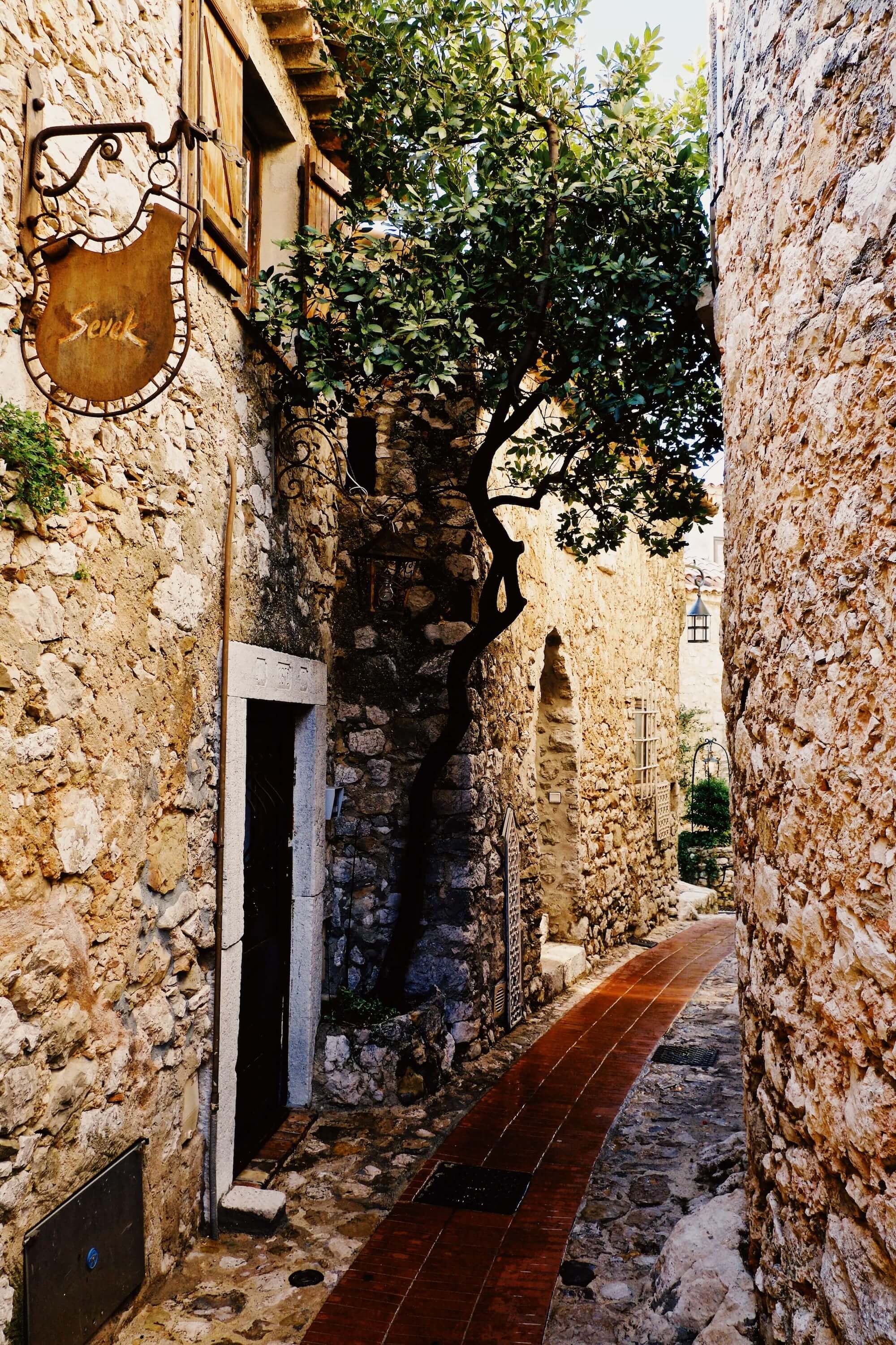 Èze