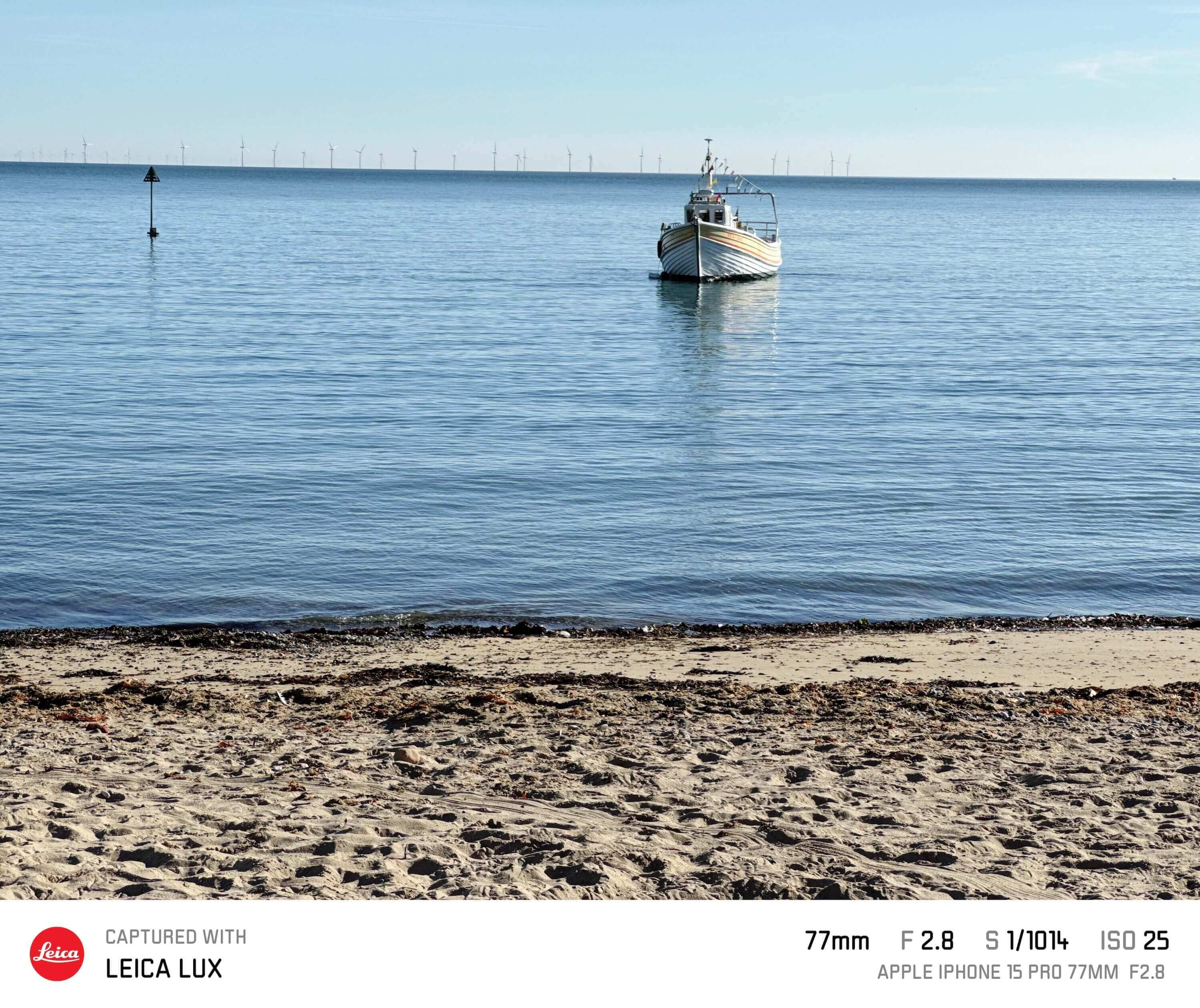 Leica LUX app cards