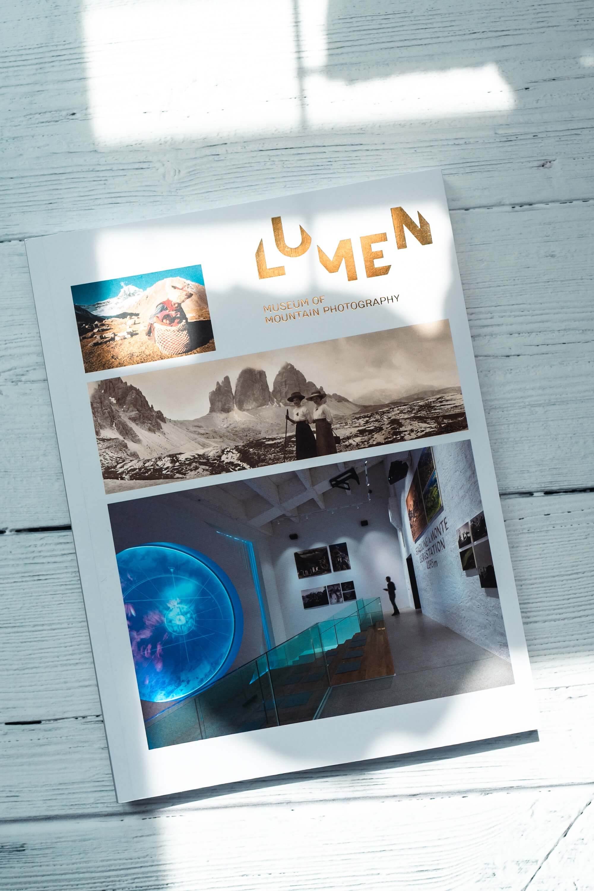 Lumen Mountain Photography Museum, Corones